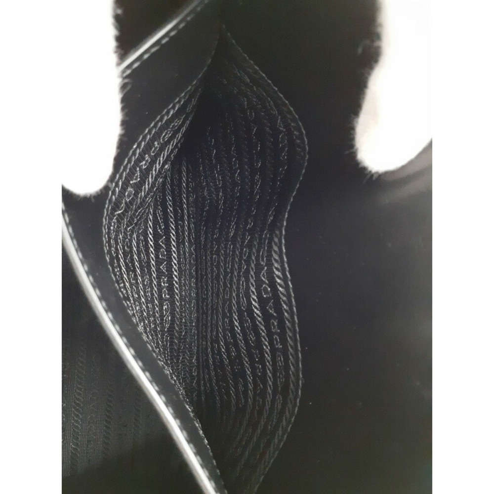 PRADA Monochrome Saffiano Leather Bag Leather Black - Picture 8 of 9